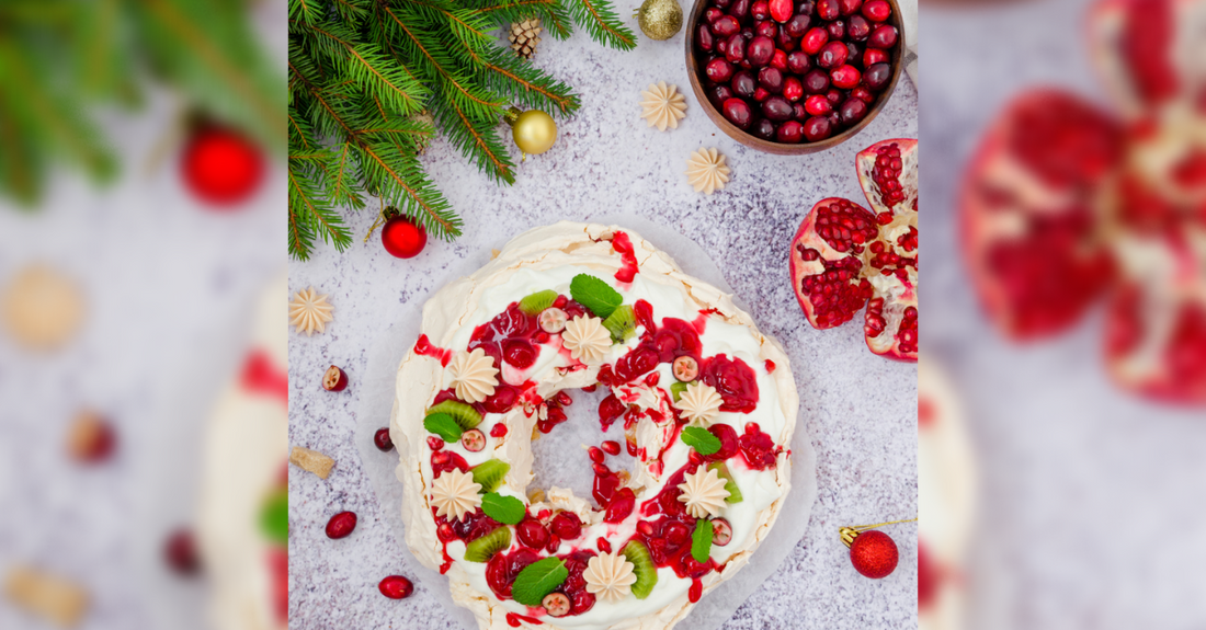 PAVLOVA WREATH WITH TETLEY EARL GREY CREAM