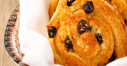 Rooibos Raisin Rolls